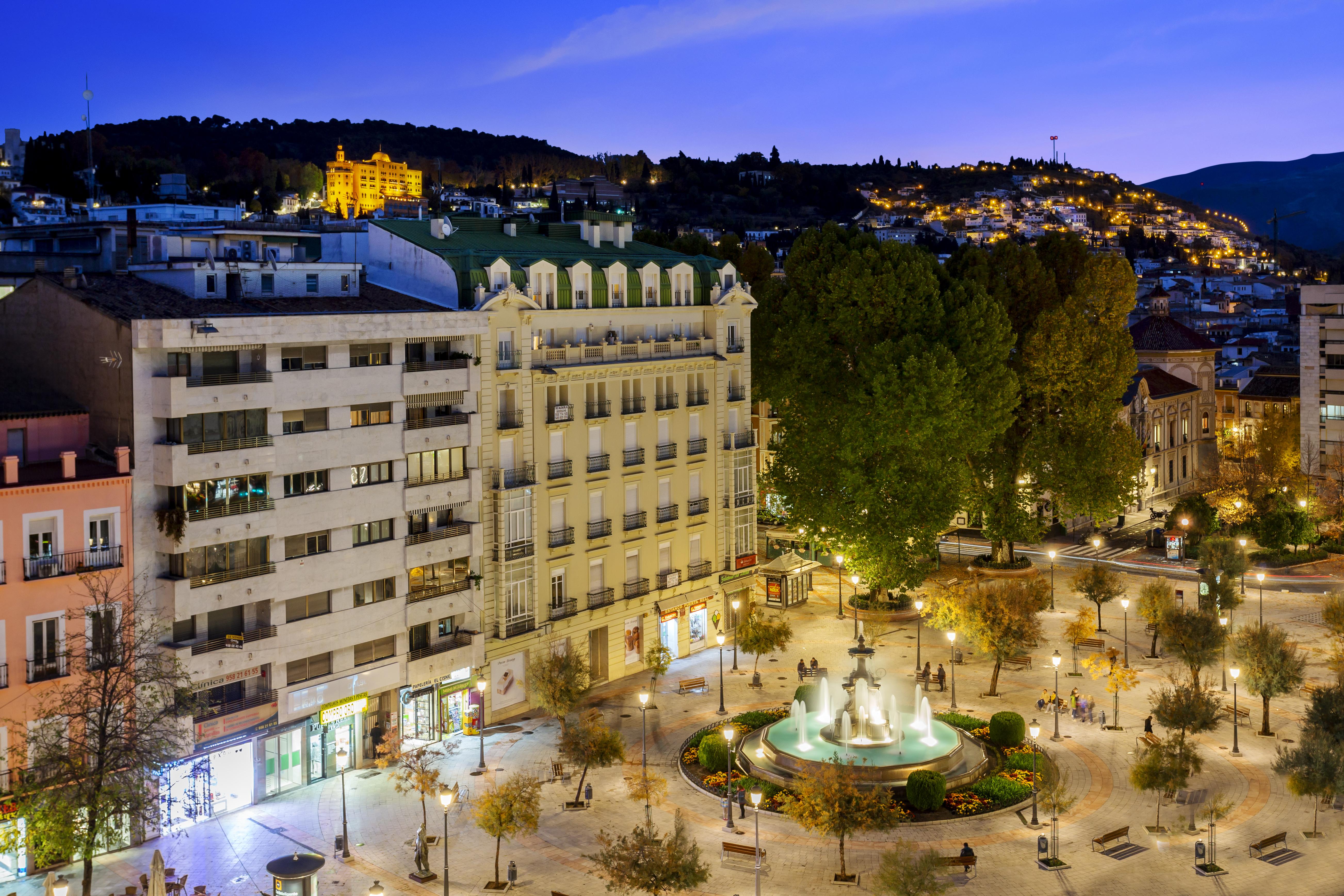 Eurostars Puerta Real Hotel Granada Exterior photo